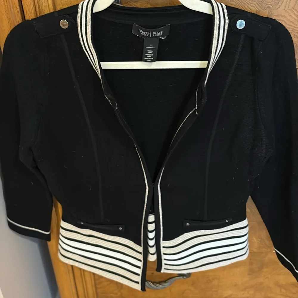 Super cute WHBM cardigan - Picture 4 of 6
